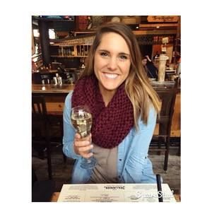 Meet your Posher, Alyssa